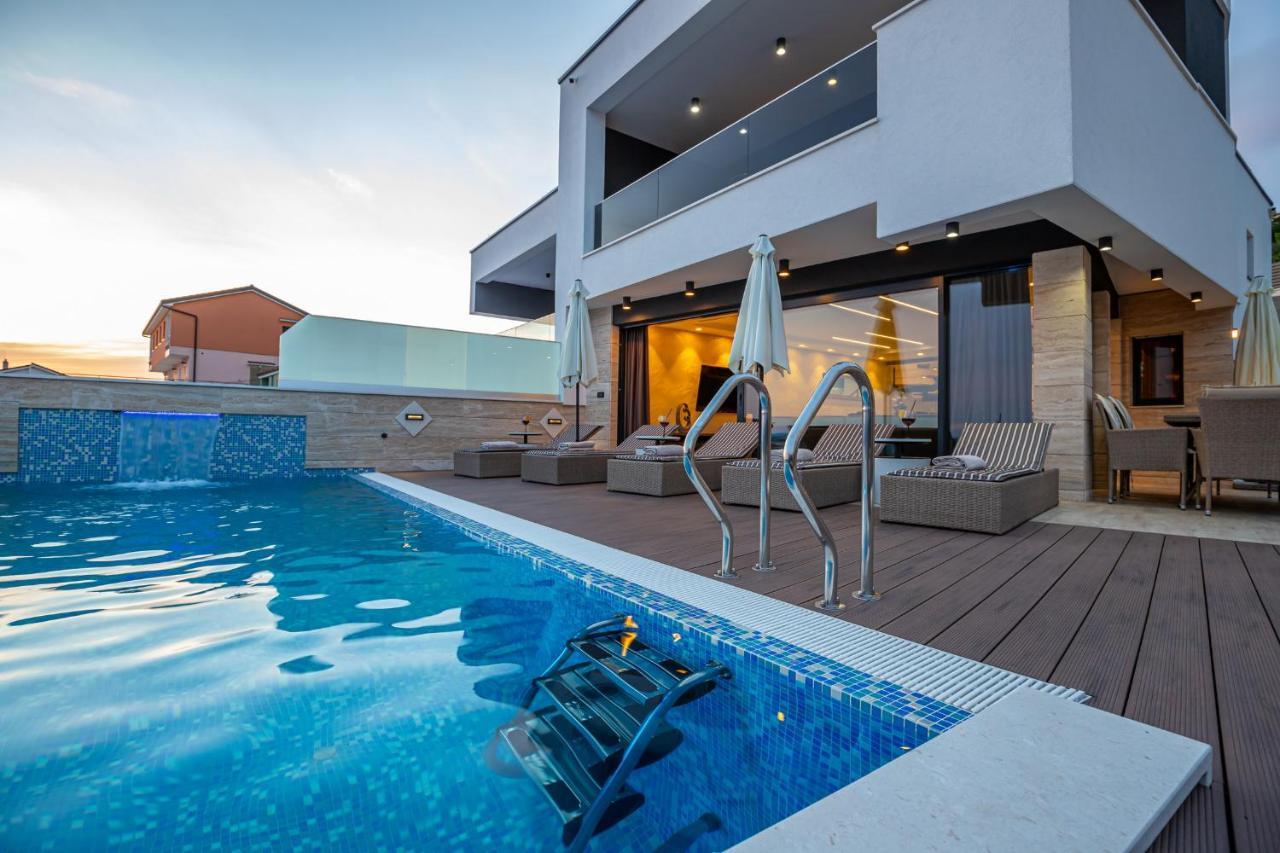 Villa Marassi With Heated Pool, Hot Tub And Sauna Crikvenica Buitenkant foto