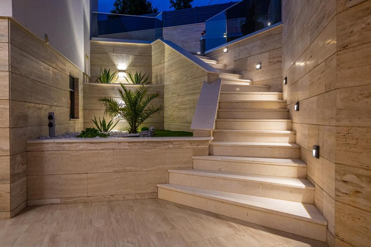Villa Marassi With Heated Pool, Hot Tub And Sauna Crikvenica Buitenkant foto