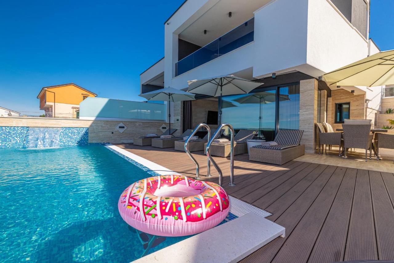 Villa Marassi With Heated Pool, Hot Tub And Sauna Crikvenica Buitenkant foto