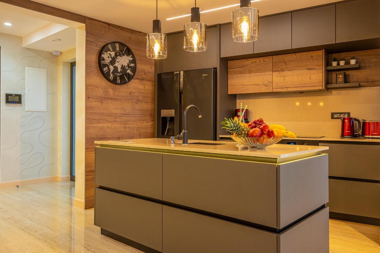 Villa Marassi With Heated Pool, Hot Tub And Sauna Crikvenica Buitenkant foto